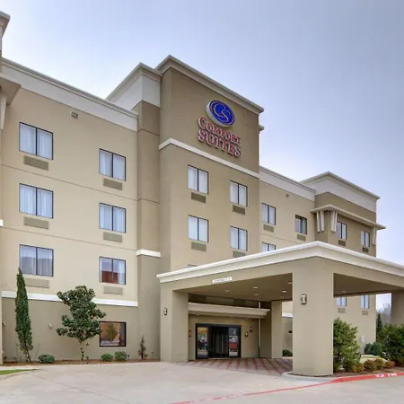 Comfort Suites Near Northeast Mall